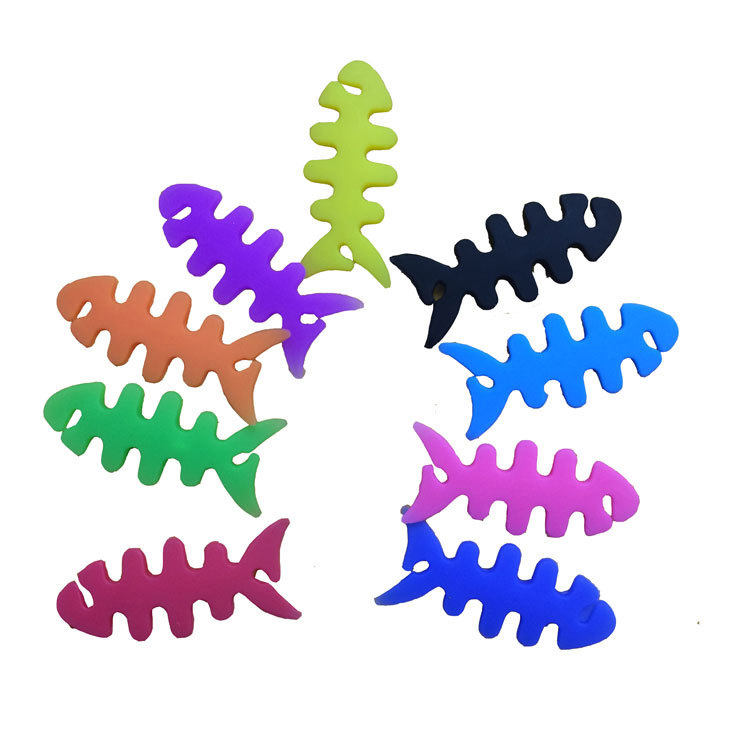 Fish-shaped headphone cable wrap - black - Image 3